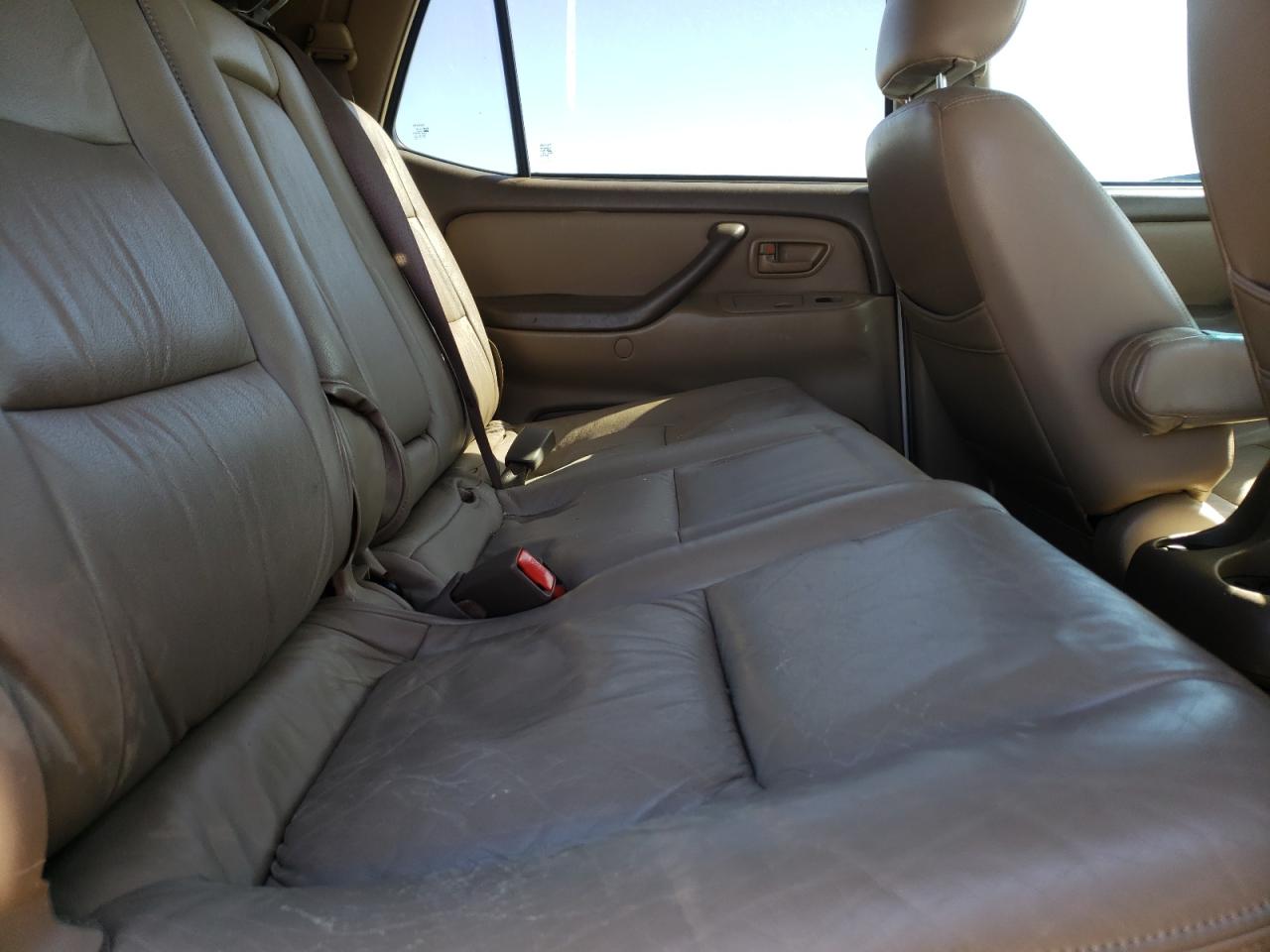 Photo 6 from auction – 2003 TOYOTA SEQUOIA SR with VIN 5TDBT44A13S144507