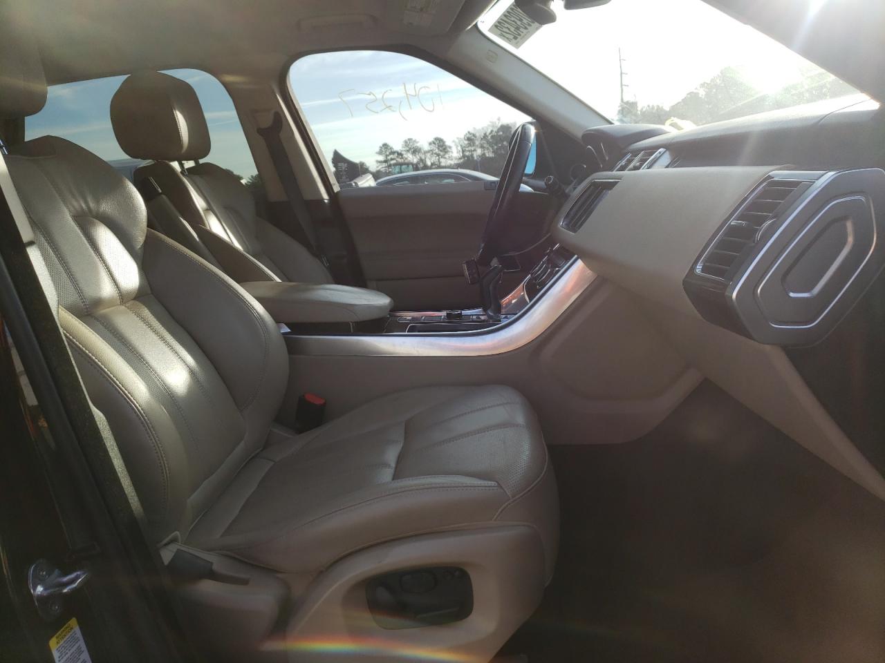 Photo 5 from auction – 2014 LAND ROVER RANGE ROVE with VIN SALWG2WFXEA342823