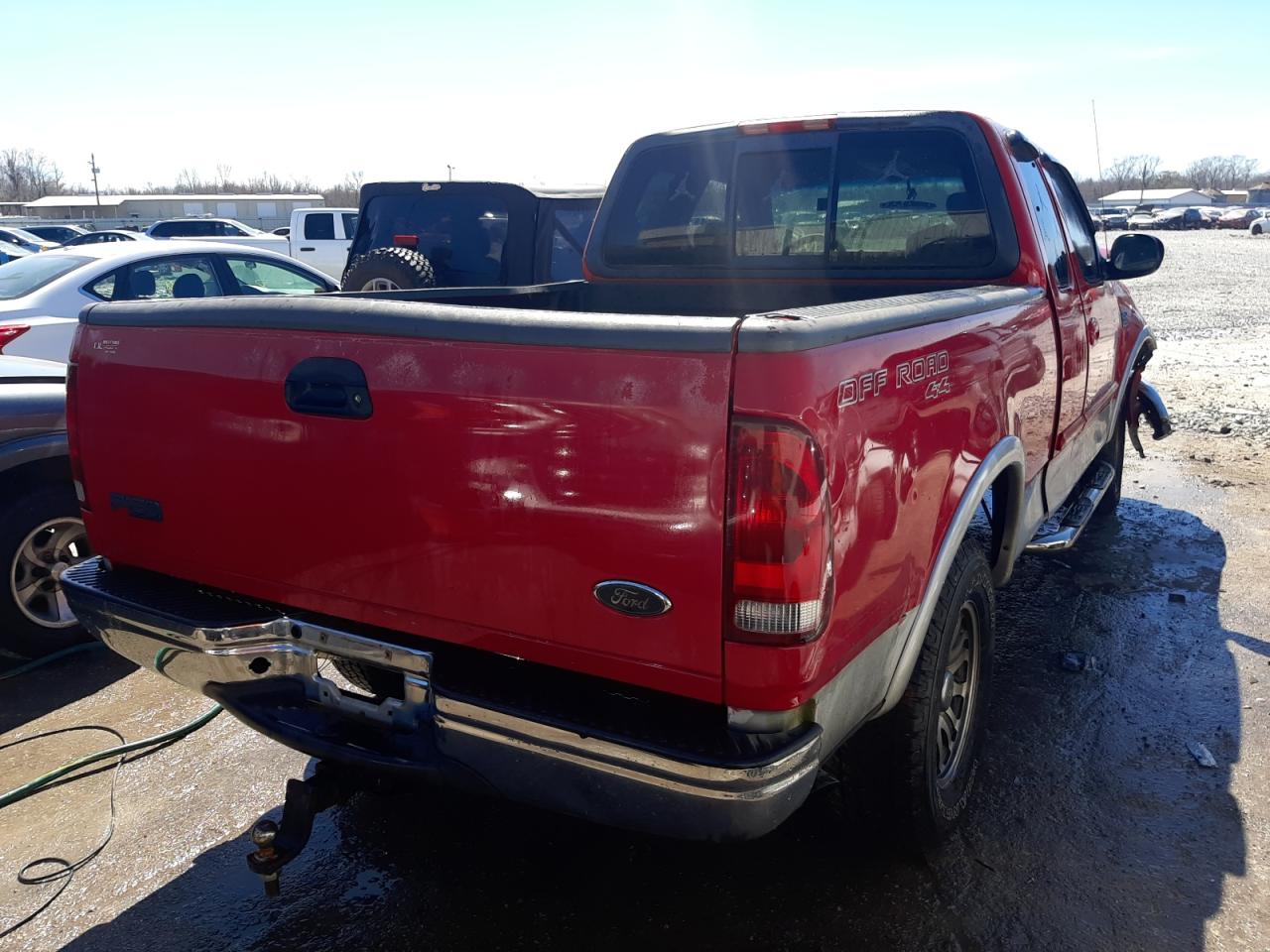 Photo 4 from auction – 2001 FORD F150 with VIN 2FTRX18L11CA31842