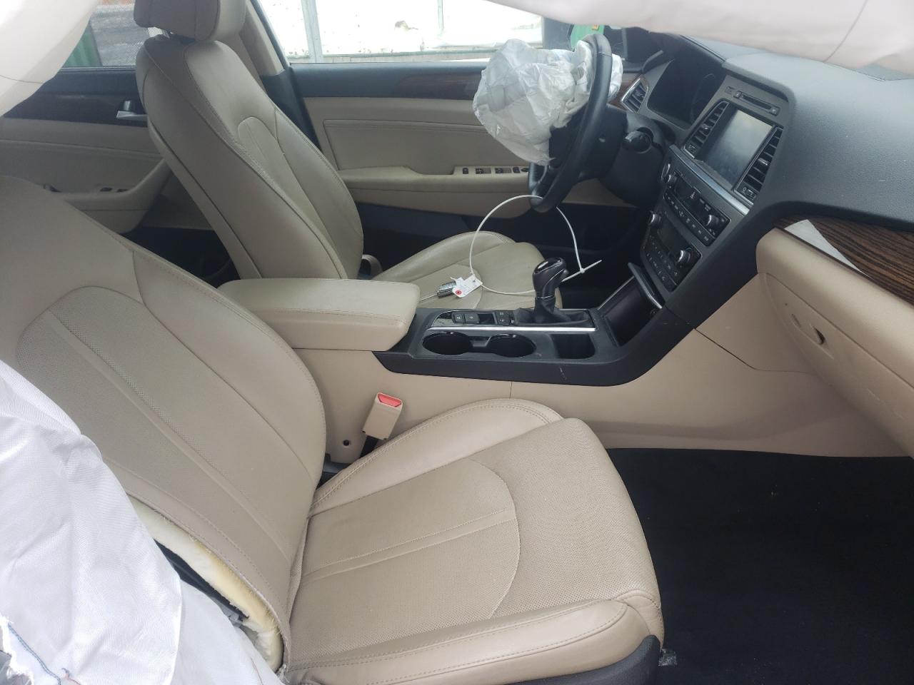 Photo 5 from auction – 2016 HYUNDAI SONATA SPO with VIN 5NPE34AF9GH330286