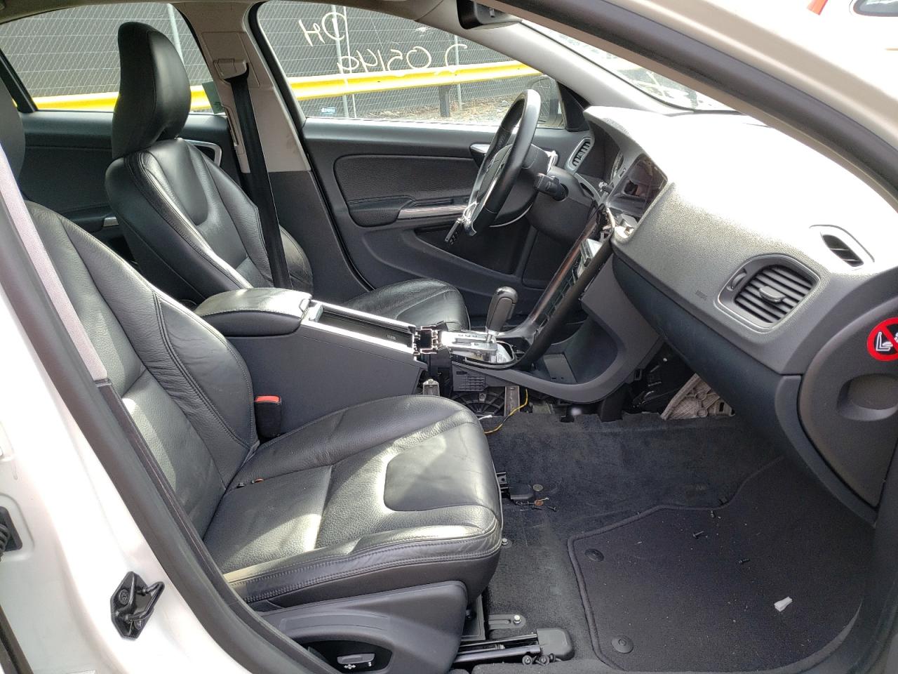 Photo 5 from auction – 2012 VOLVO S60 T5 with VIN YV1622FS2C2117798