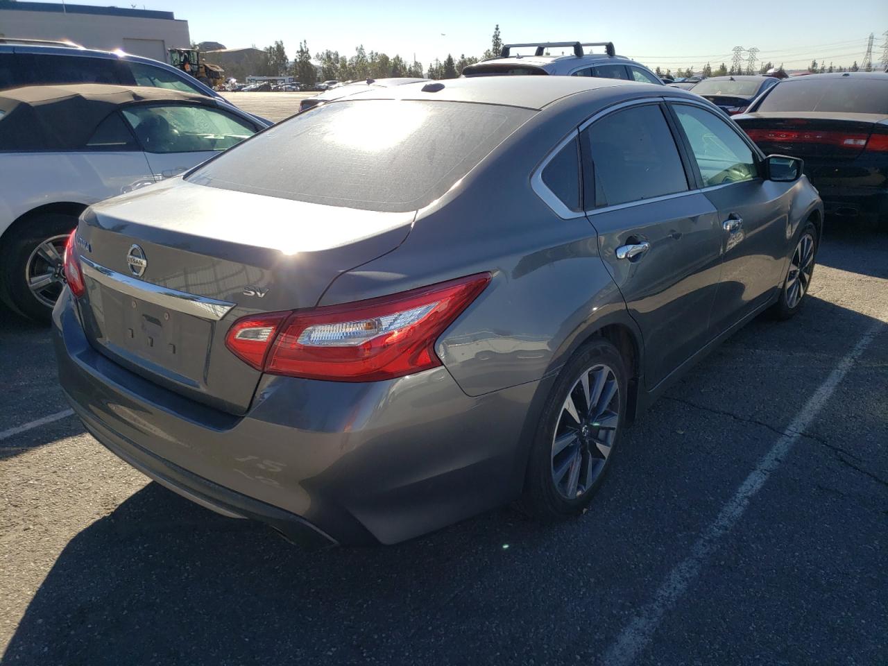 Photo 4 from auction – 2017 NISSAN ALTIMA 2.5 with VIN 1N4AL3AP0HC156323