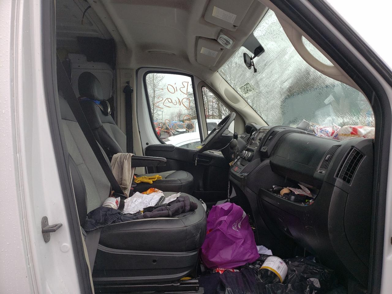 Photo 5 from auction – 2018 RAM PROMASTER with VIN 3C6TRVAG3JE109743