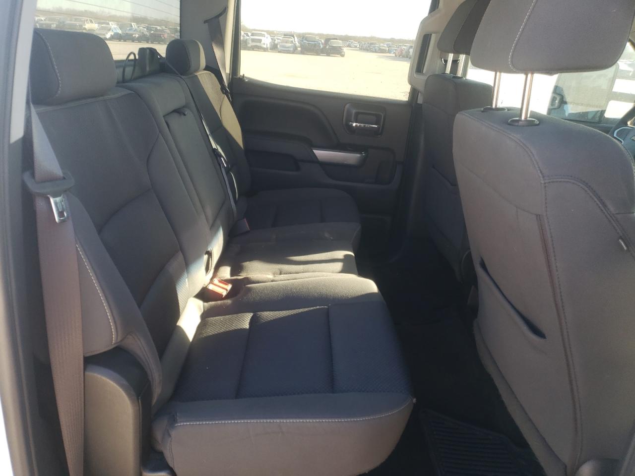 Photo 6 from auction – 2017 CHEVROLET SILVERADO with VIN 3GCUKREC7HG103247