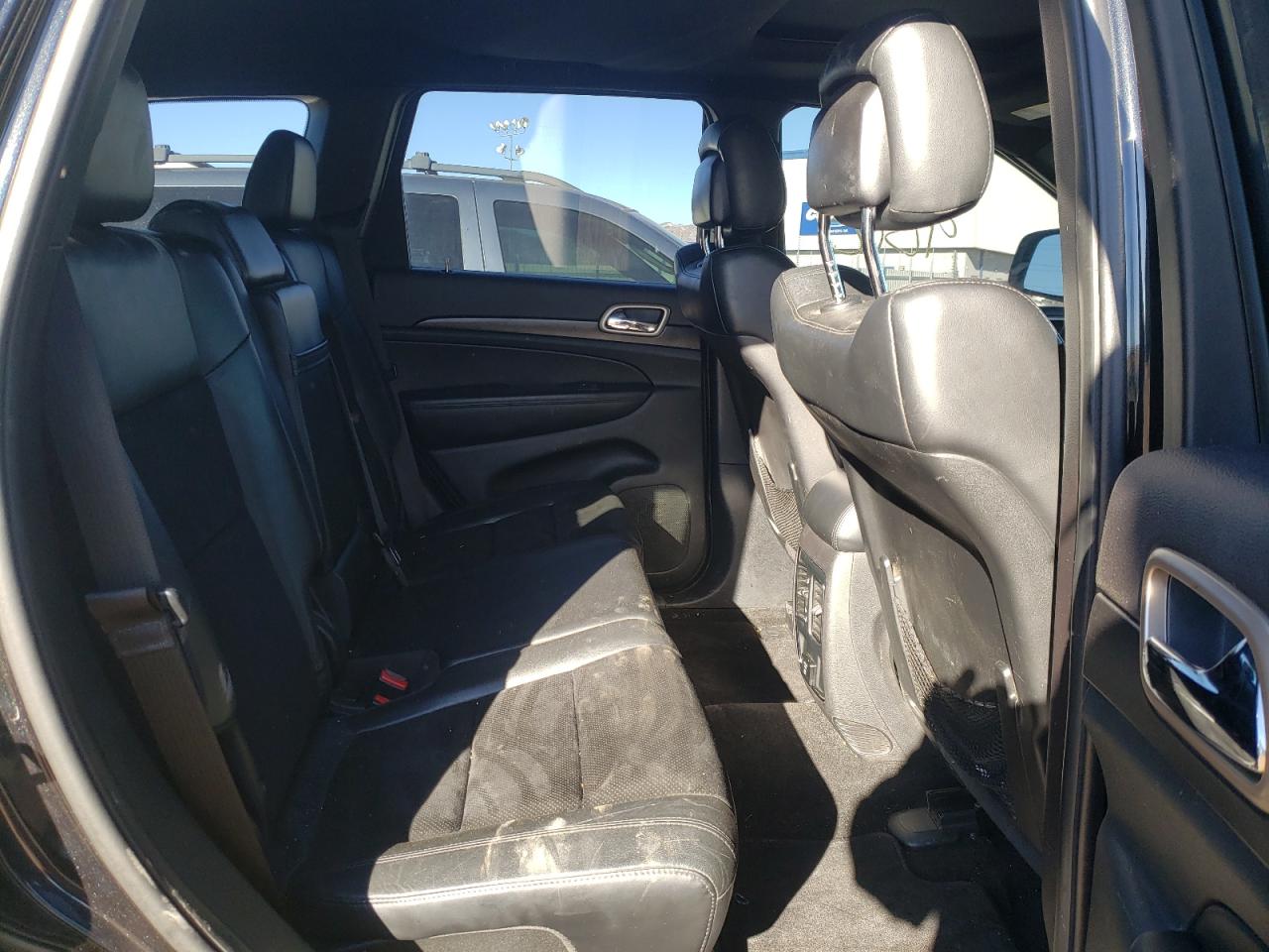 Photo 6 from auction – 2015 JEEP GRAND CHER with VIN 1C4RJFAG3FC835200
