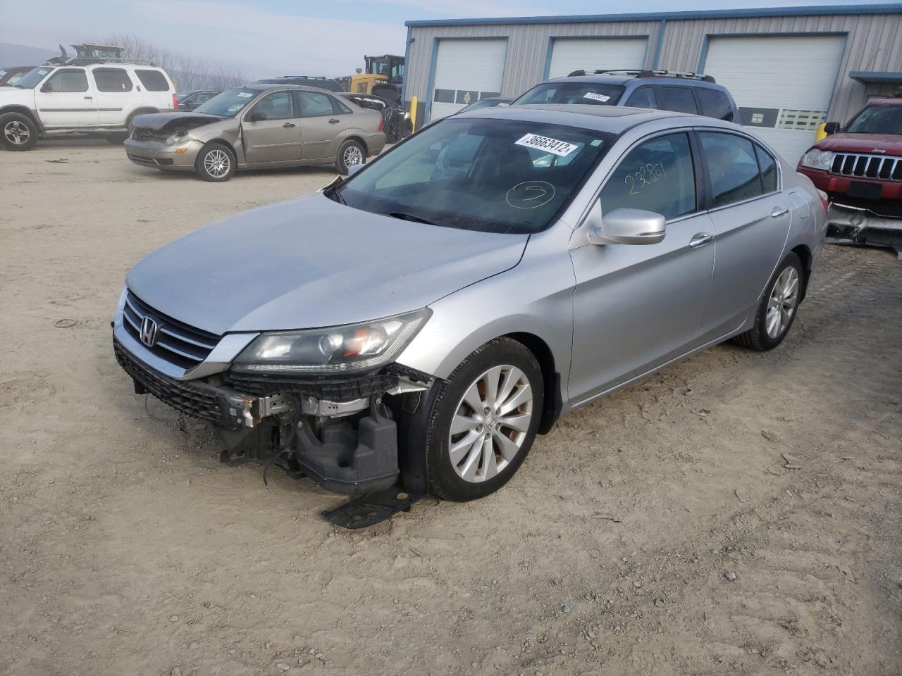 Photo 2 from auction – 2014 HONDA ACCORD EX with VIN 1HGCR2F73EA077385