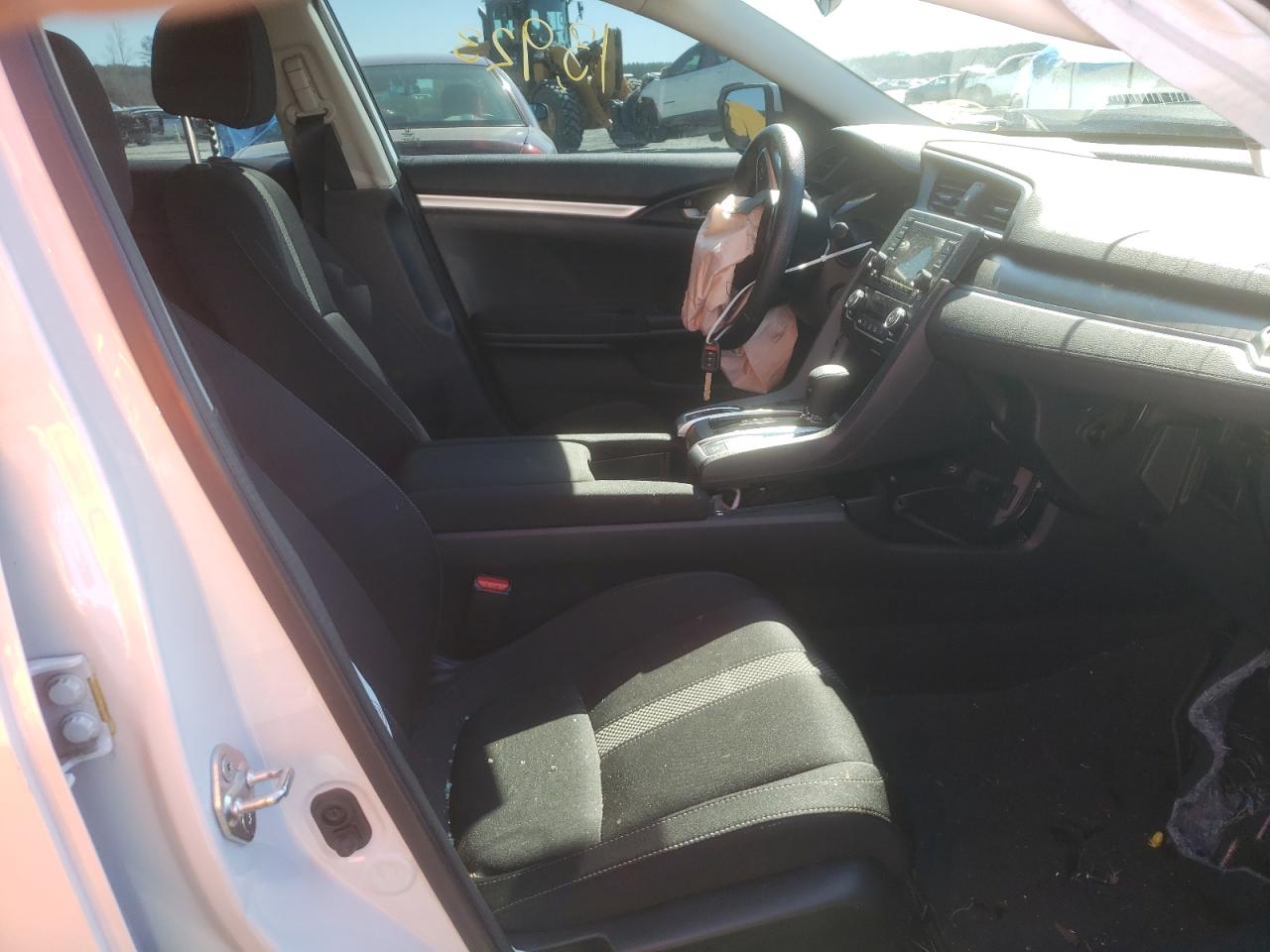 Photo 5 from auction – 2021 HONDA CIVIC LX with VIN 2HGFC2F66MH511157