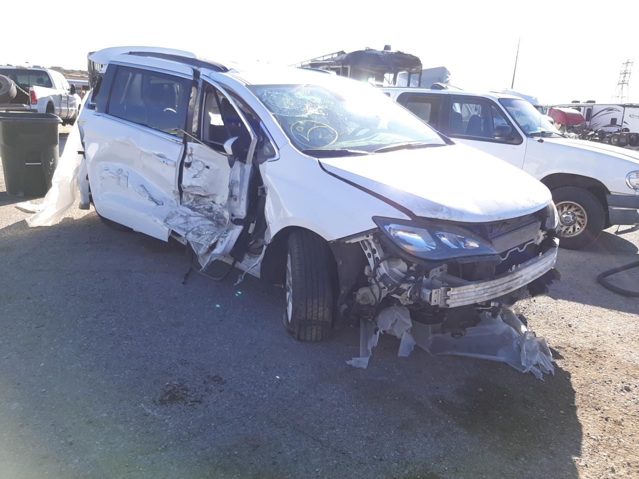 CHRYSLER VOYAGER LX 2020 with VIN 2C4RC1DG0LR163365 - Photo from auction