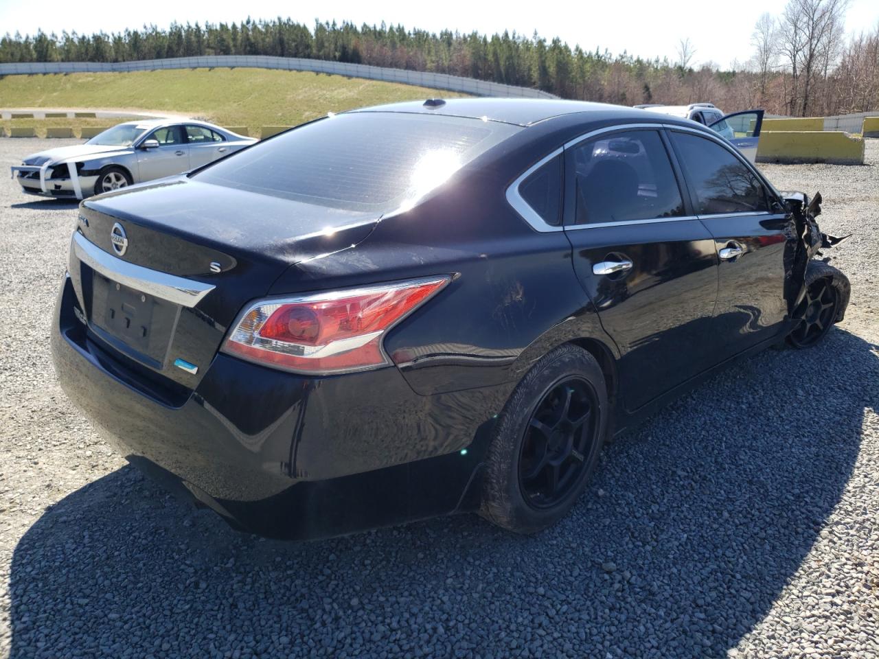 Photo 4 from auction – 2014 NISSAN ALTIMA 2.5 with VIN 1N4AL3AP3EC185424