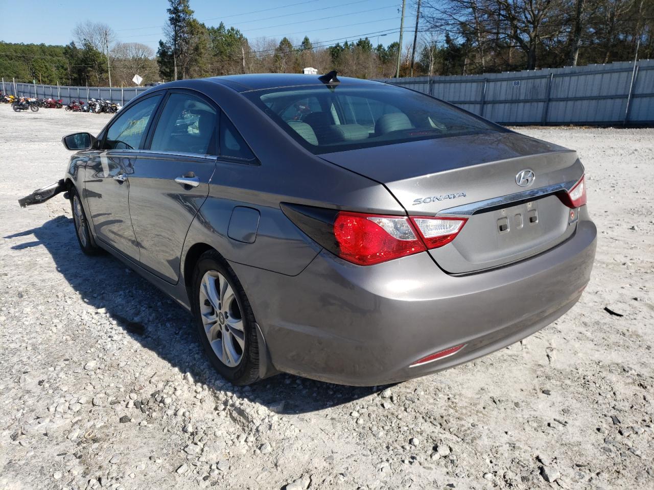 Photo 3 from auction – 2013 HYUNDAI SONATA SE with VIN 5NPEC4AC9DH687131