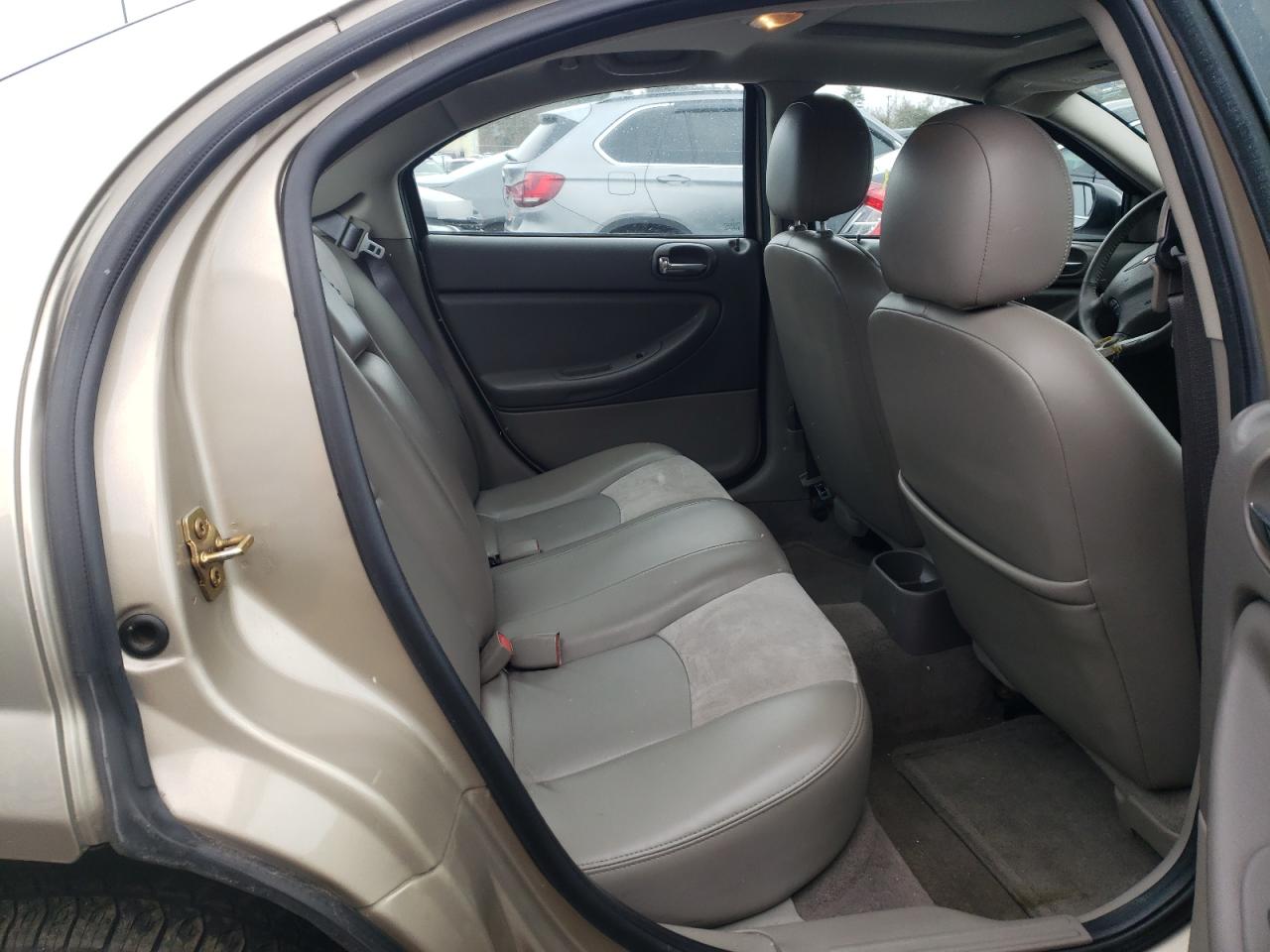 Photo 6 from auction – 2004 CHRYSLER SEBRING with VIN 1C3EL66R24N346327