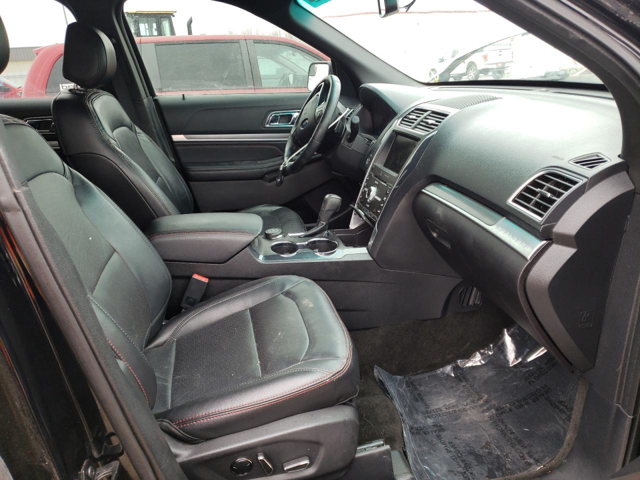 Photo 5 from auction – 2016 FORD EXPLORER S with VIN 1FM5K8GT4GGB66095