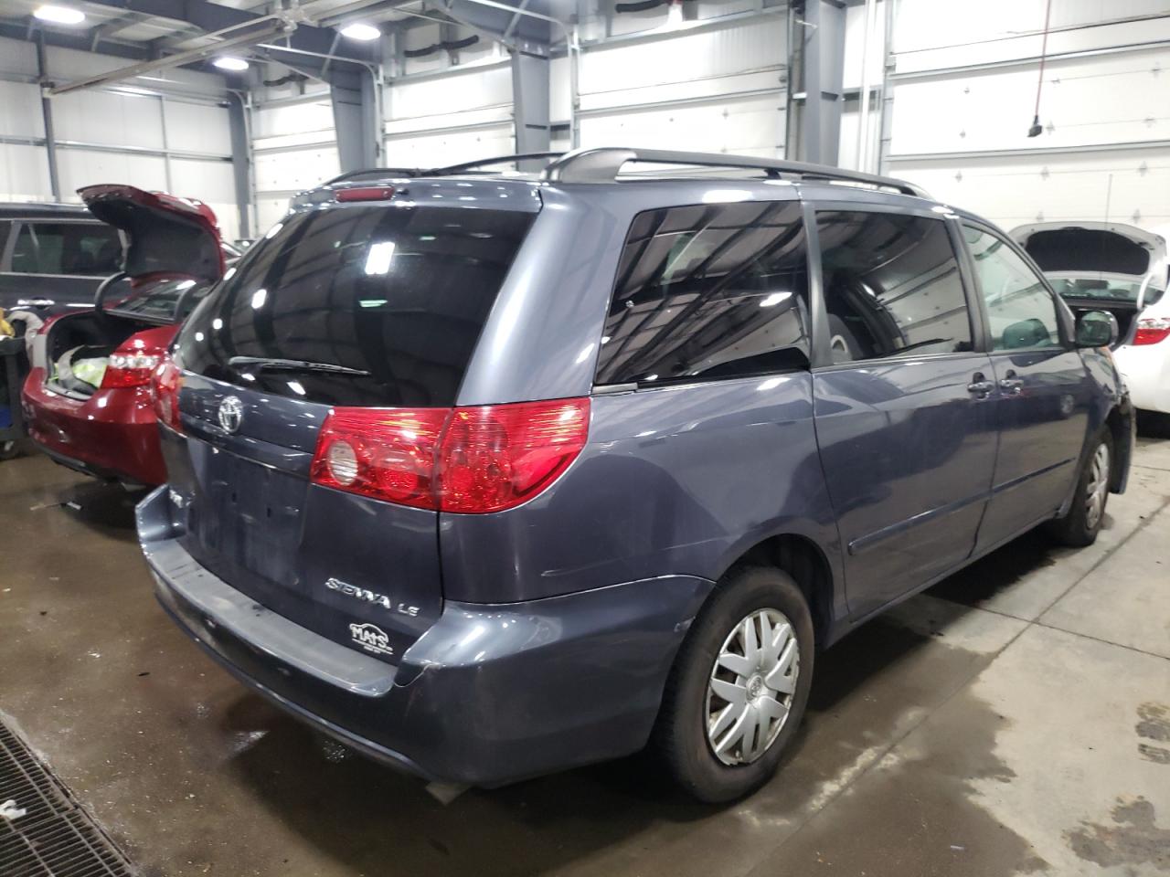 Photo 4 from auction – 2006 TOYOTA SIENNA with VIN 5TDZA23C46S544979
