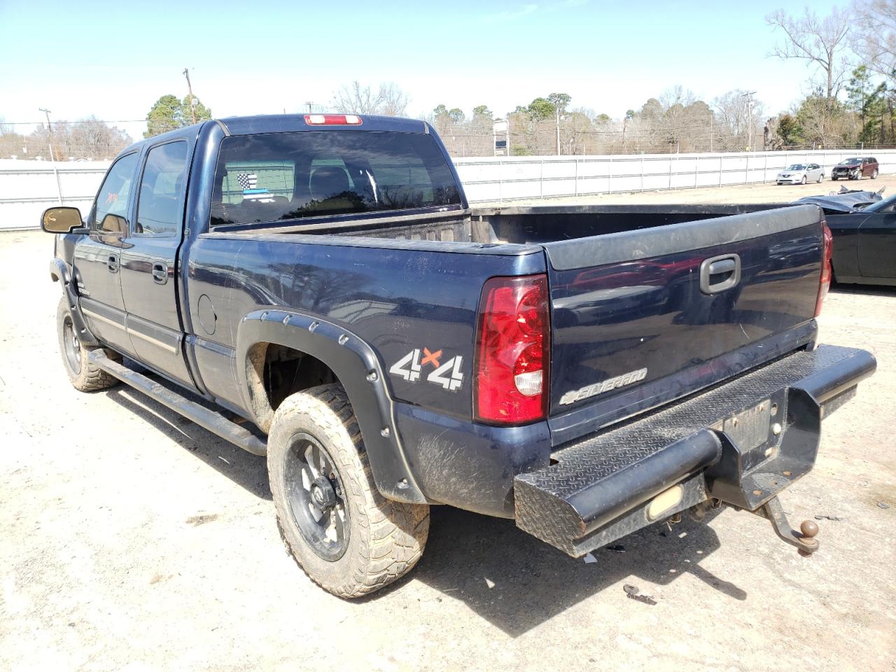 Photo 3 from auction – 2006 CHEVROLET silverado with VIN 1GCHK23D06F195448