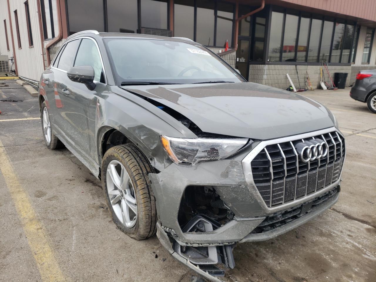 AUDI Q3 PREMIUM 2022 with VIN WA1DECF34N1010564 - Photo from auction