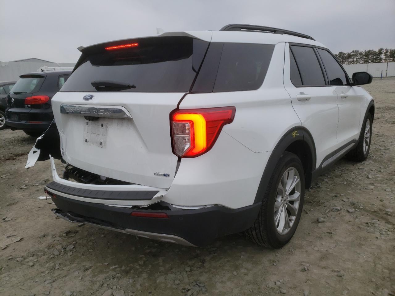 Photo 4 from auction – 2020 FORD EXPLORER X with VIN 1FMSK8DH6LGA42794