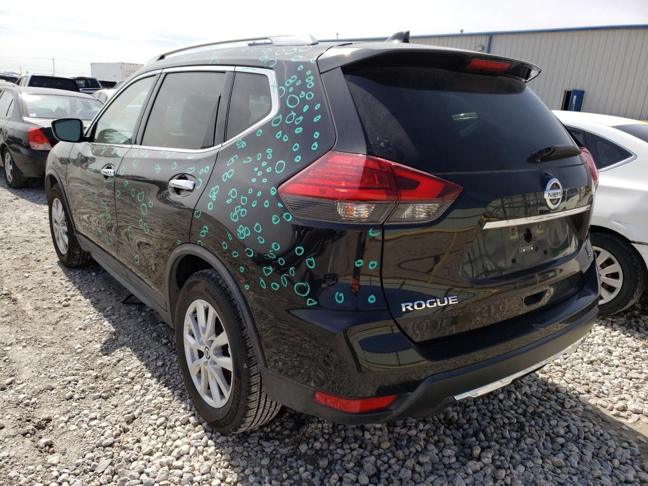 Photo 3 from auction – 2017 NISSAN ROGUE S with VIN KNMAT2MT3HP532602