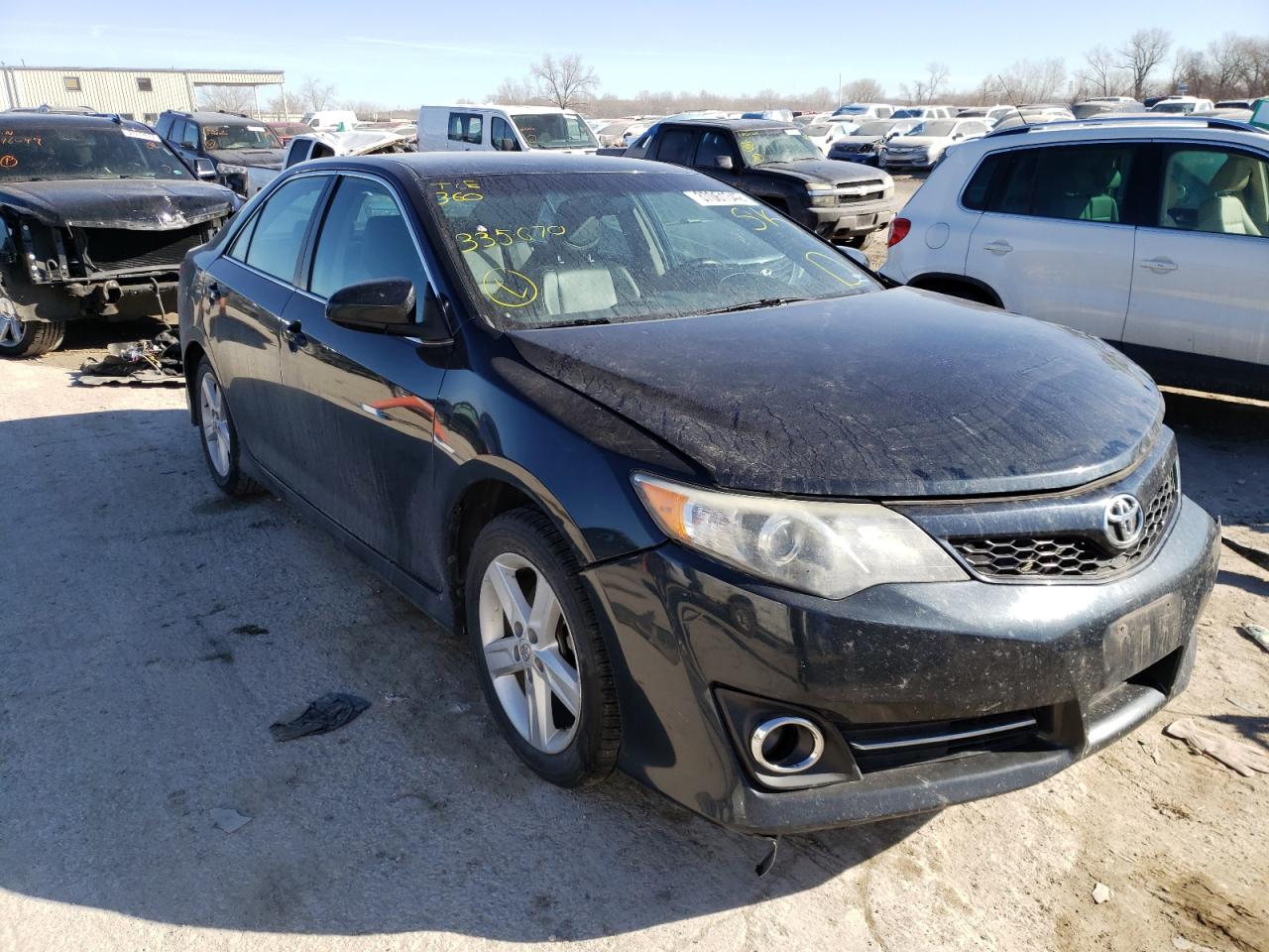 TOYOTA CAMRY L 2014 with VIN 4T1BF1FK6EU335670 - Photo from auction