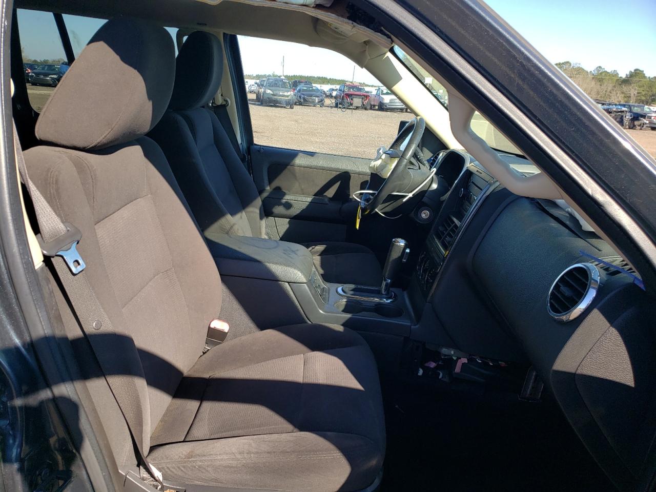 Zdjęcie 5 z aukcji – 2010 FORD EXPLORER X z VIN 1FMEU6DE9AUA62585