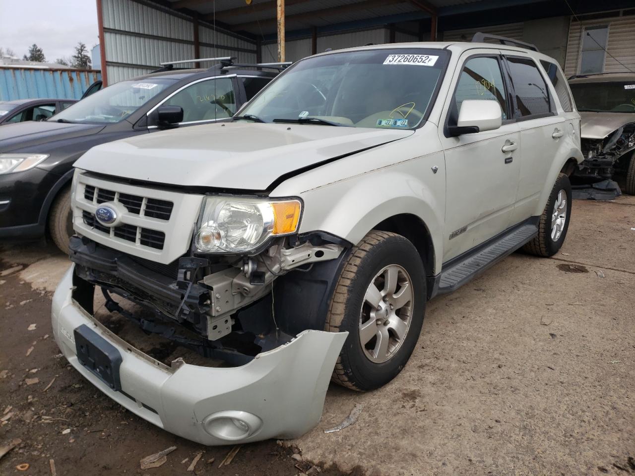 Photo 2 from auction – 2008 FORD ESCAPE with VIN 1FMCU94198KA44096