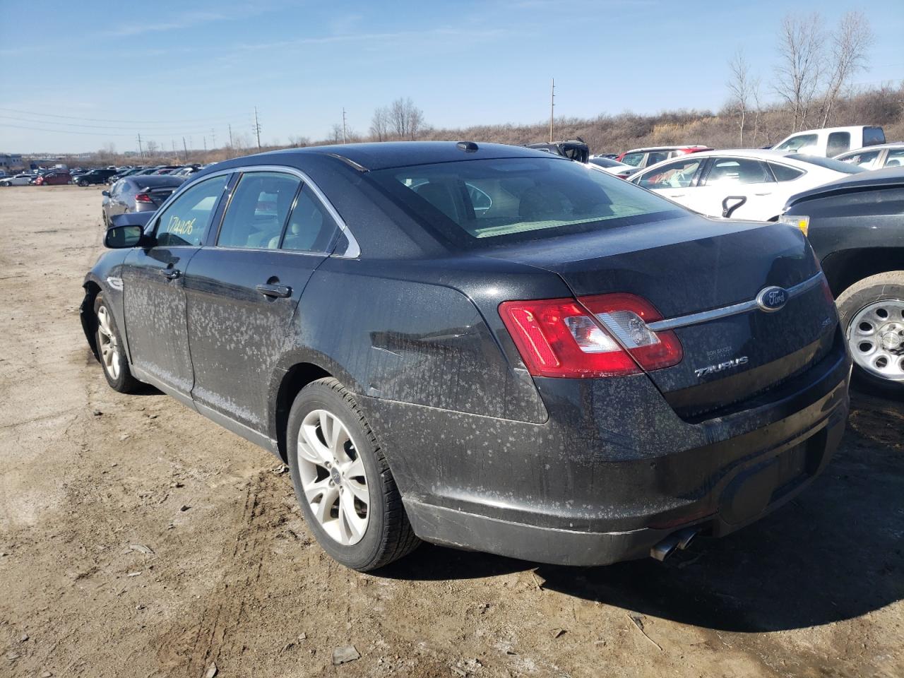 Photo 3 from auction – 2011 FORD TAURUS SEL with VIN 1FAHP2EW8BG137856