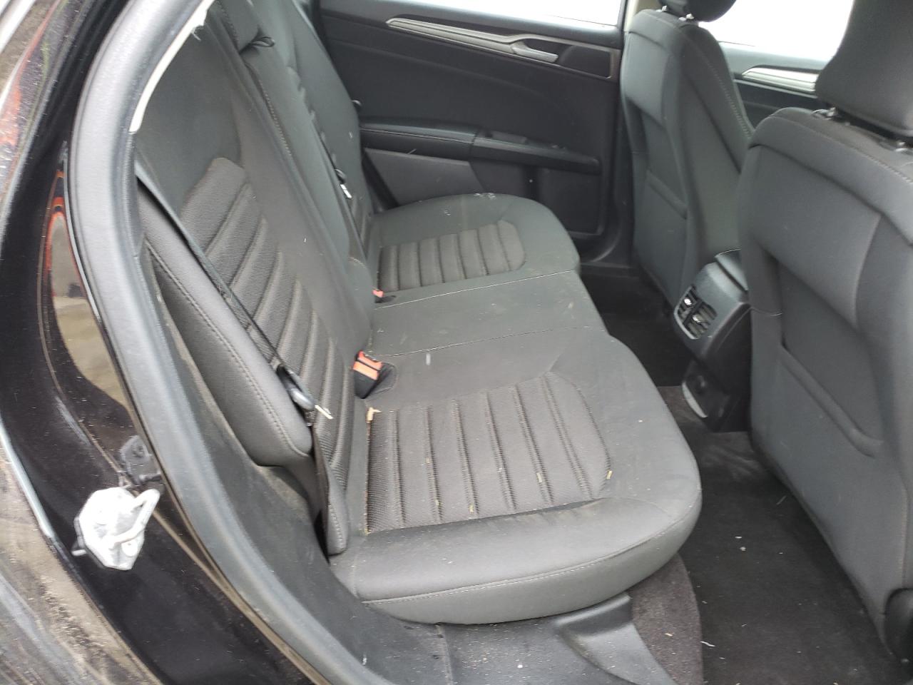 Photo 6 from auction – 2019 FORD FUSION SE with VIN 3FA6P0LU9KR157250