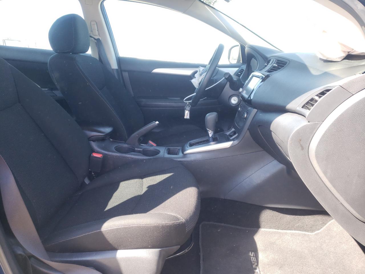 Photo 5 from auction – 2019 NISSAN SENTRA S with VIN 3N1AB7AP3KY367232