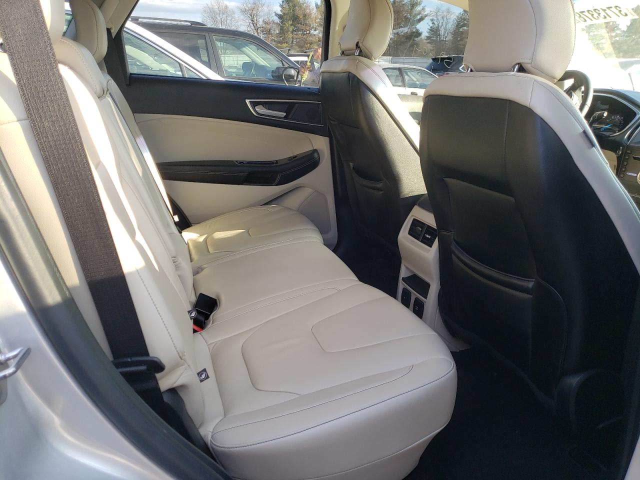 Photo 6 from auction – 2019 FORD EDGE TITAN with VIN 2FMPK3K96KBC37191