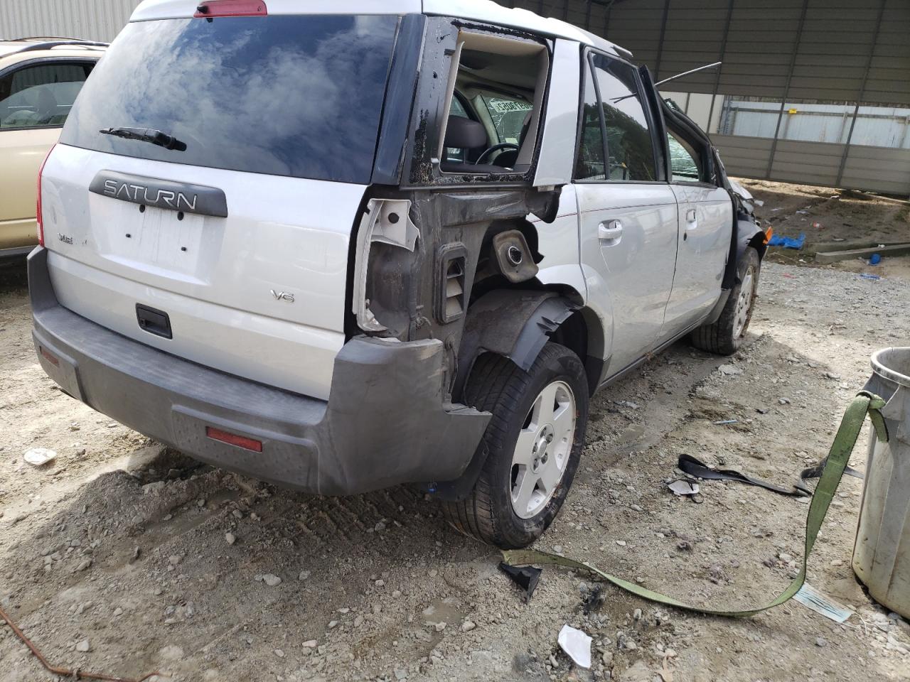 Photo 4 from auction – 2004 SATURN VUE with VIN 5GZCZ53494S833741