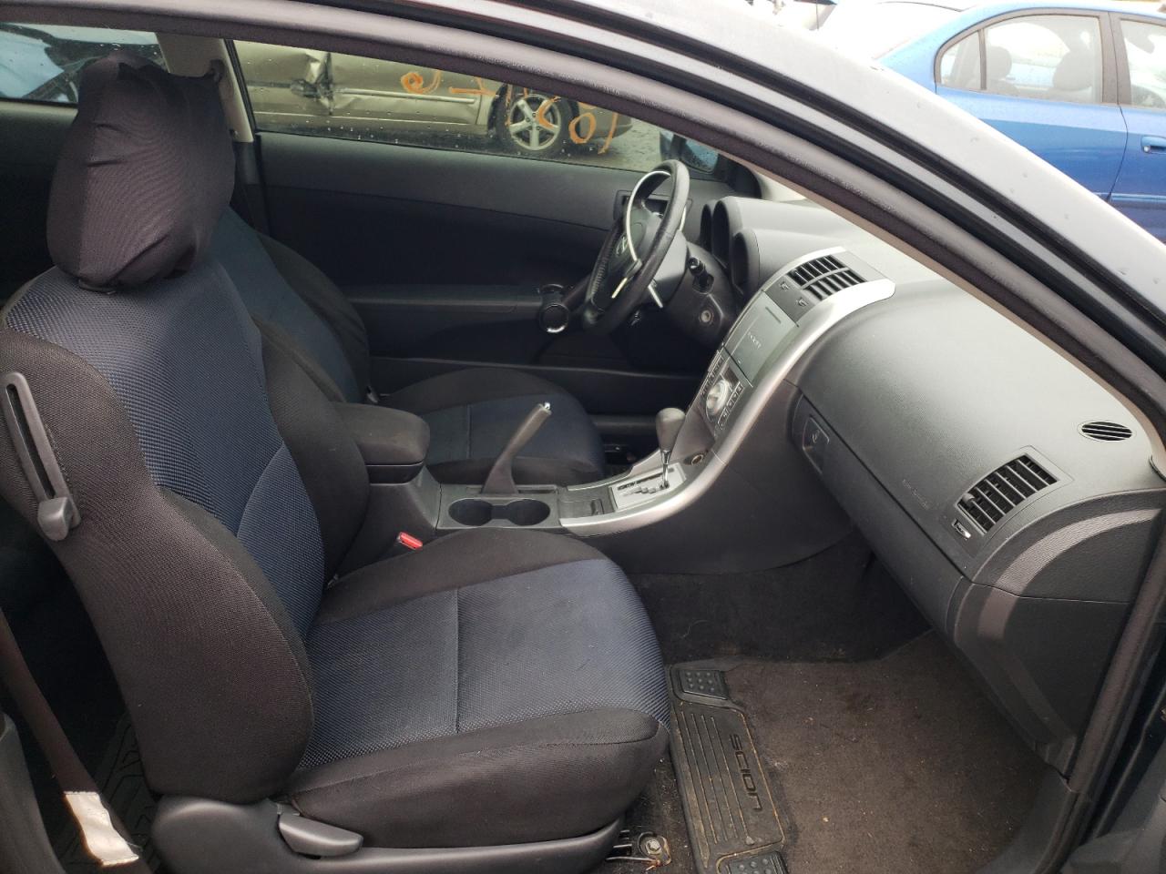 Photo 5 from auction – 2005 TOYOTA SCION TC with VIN JTKDE177550031532