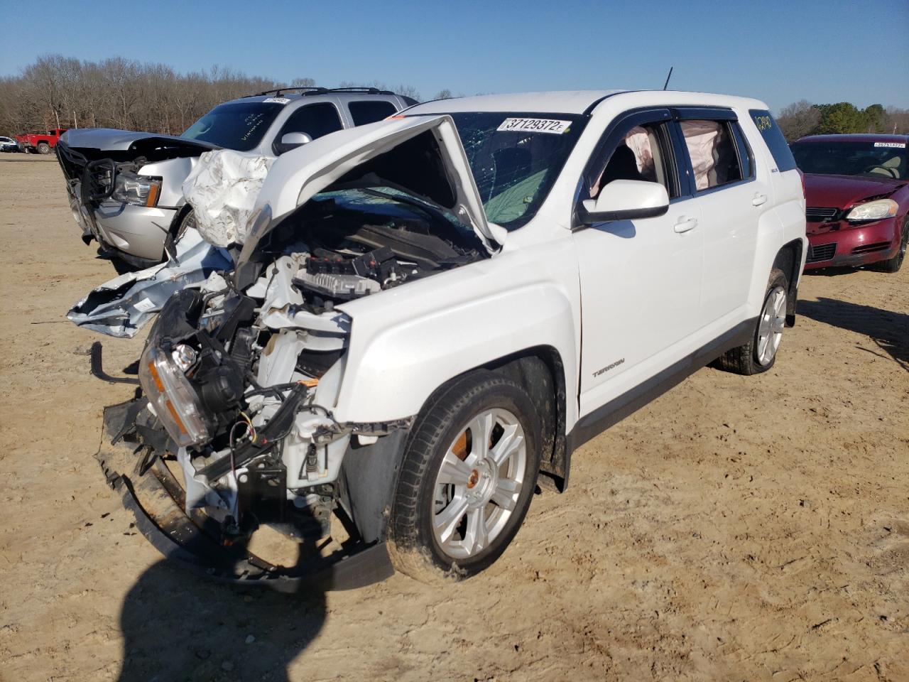 Photo 2 from auction – 2017 GMC TERRAIN SL with VIN 2GKALMEK2H6294165