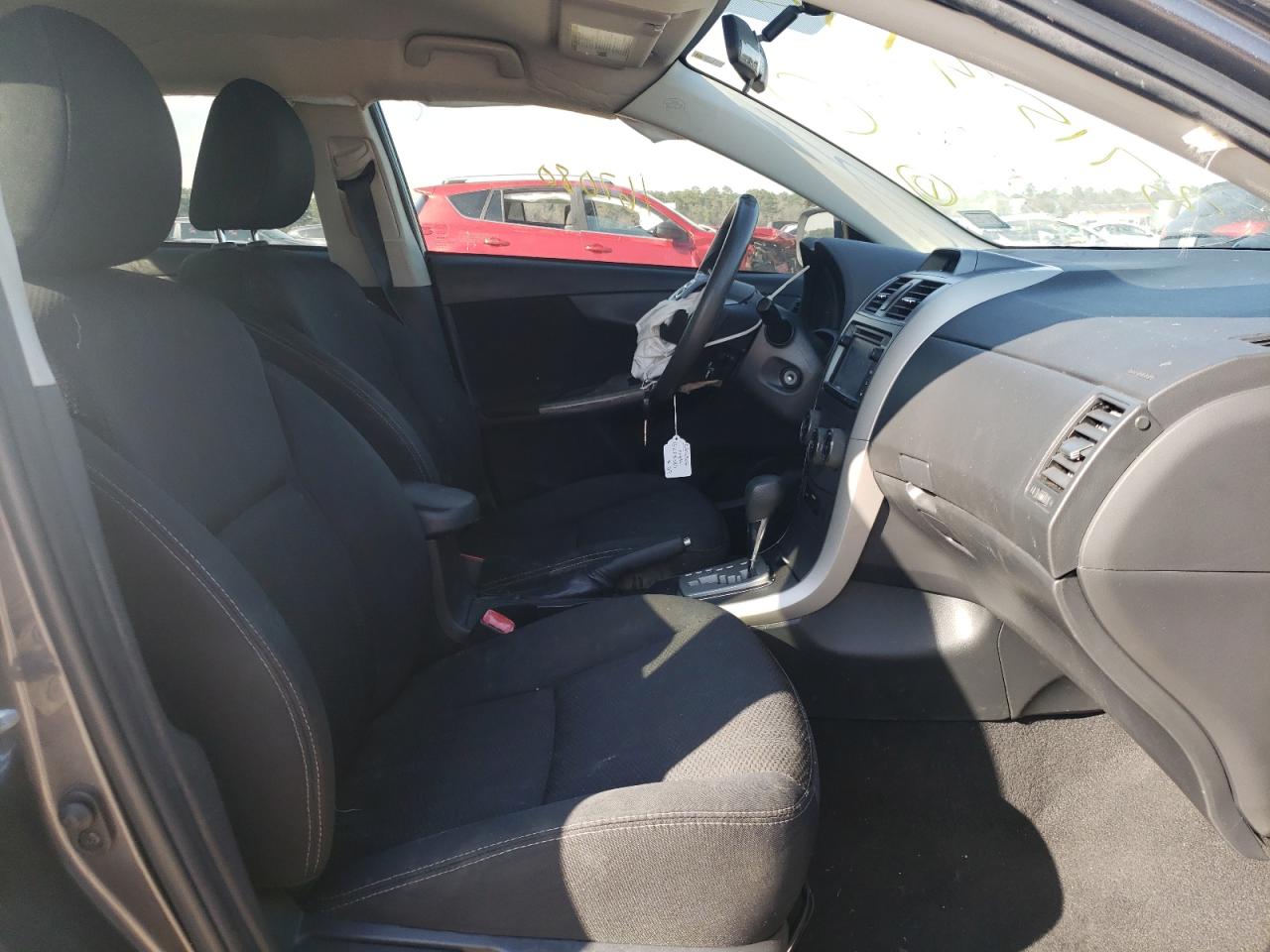 Photo 5 from auction – 2013 TOYOTA COROLLA BA with VIN 5YFBU4EEXDP081612