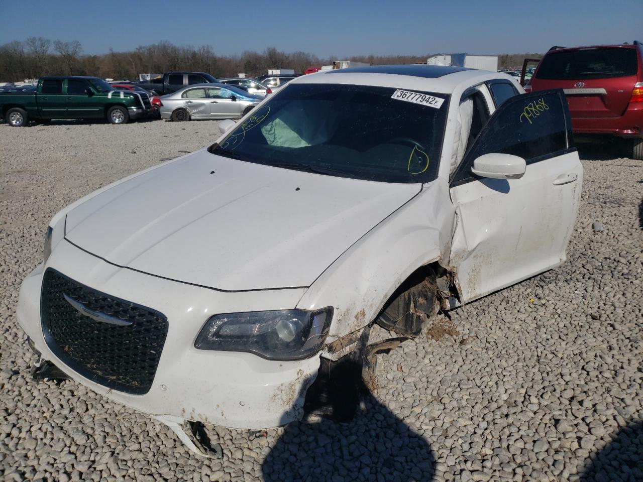 Photo 2 from auction – 2018 CHRYSLER 300 S with VIN 2C3CCABG4JH240545
