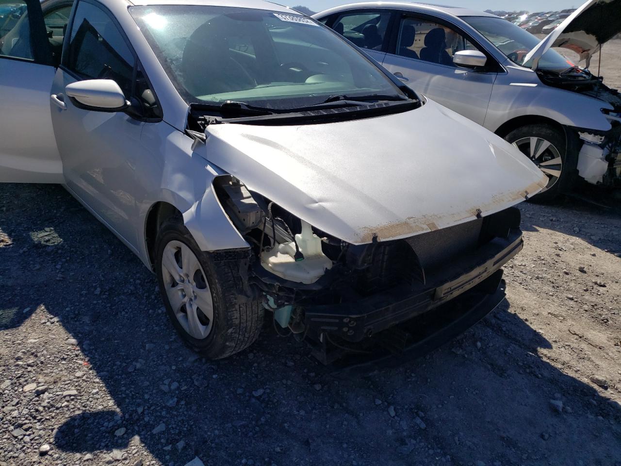 Photo 9 from auction – 2017 KIA FORTE LX with VIN 3KPFL4A73HE101024