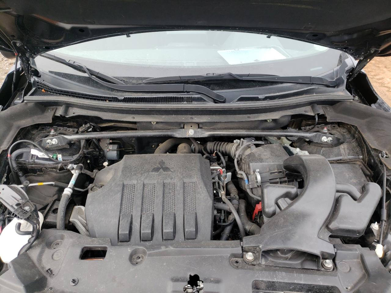 Photo 7 from auction – 2019 MITSUBISHI ECLIPSE CR with VIN JA4AT5AA8KZ024023