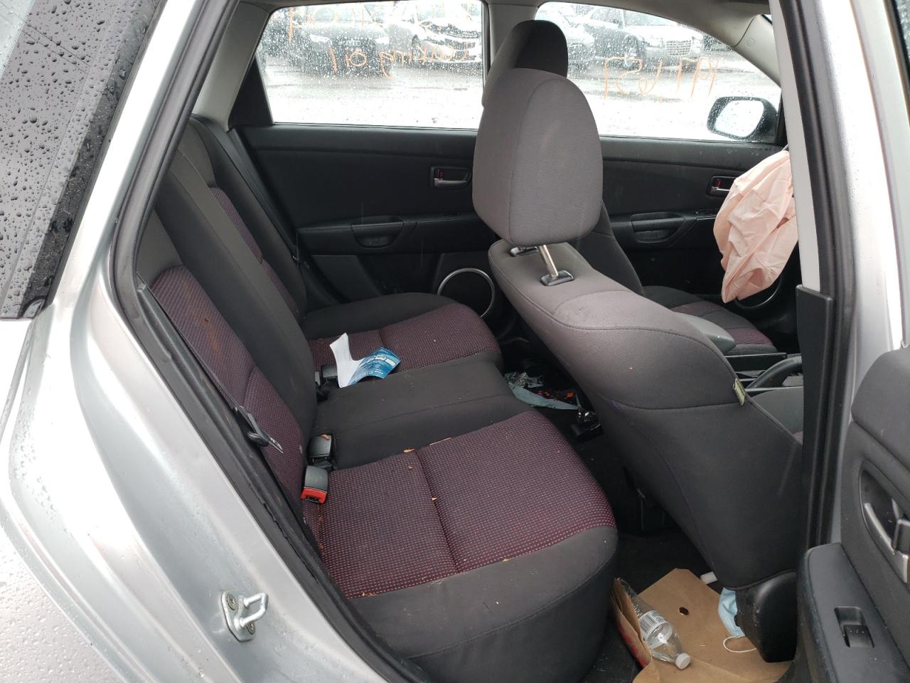 Photo 6 from auction – 2004 MAZDA 3 HATCHBAC with VIN JM1BK343141103212