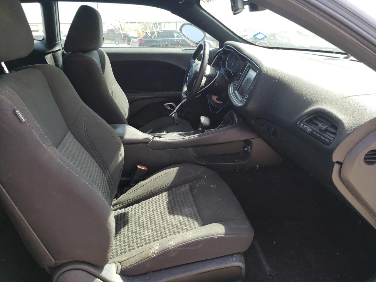 Photo 5 from auction – 2017 DODGE CHALLENGER with VIN 2C3CDZBT8HH604565