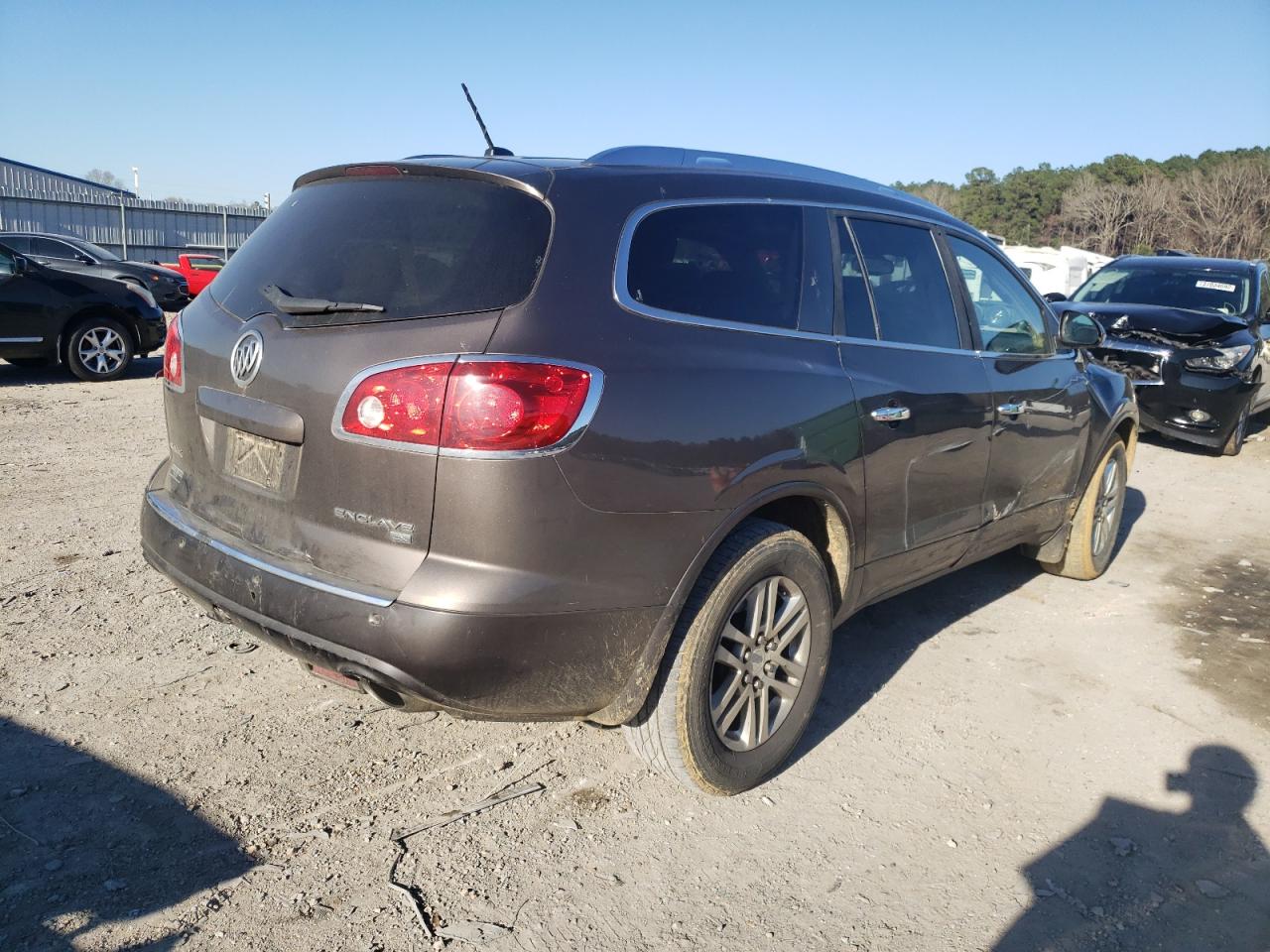 Photo 4 from auction – 2008 BUICK ENCLAVE CX with VIN 5GAER13778J101893