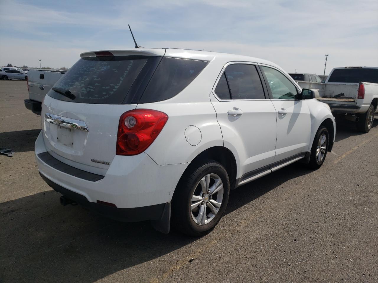 Photo 4 from auction – 2013 CHEVROLET EQUINOX LS with VIN 2GNALBEK7D1156152