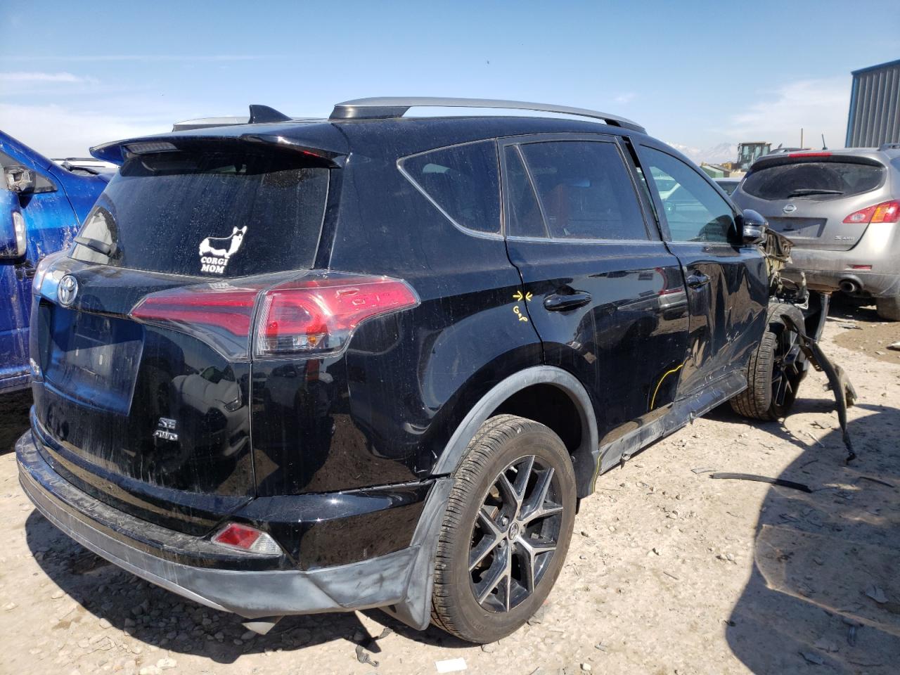 Photo 4 from auction – 2017 TOYOTA RAV4 SE with VIN 2T3JFREV0HW594558