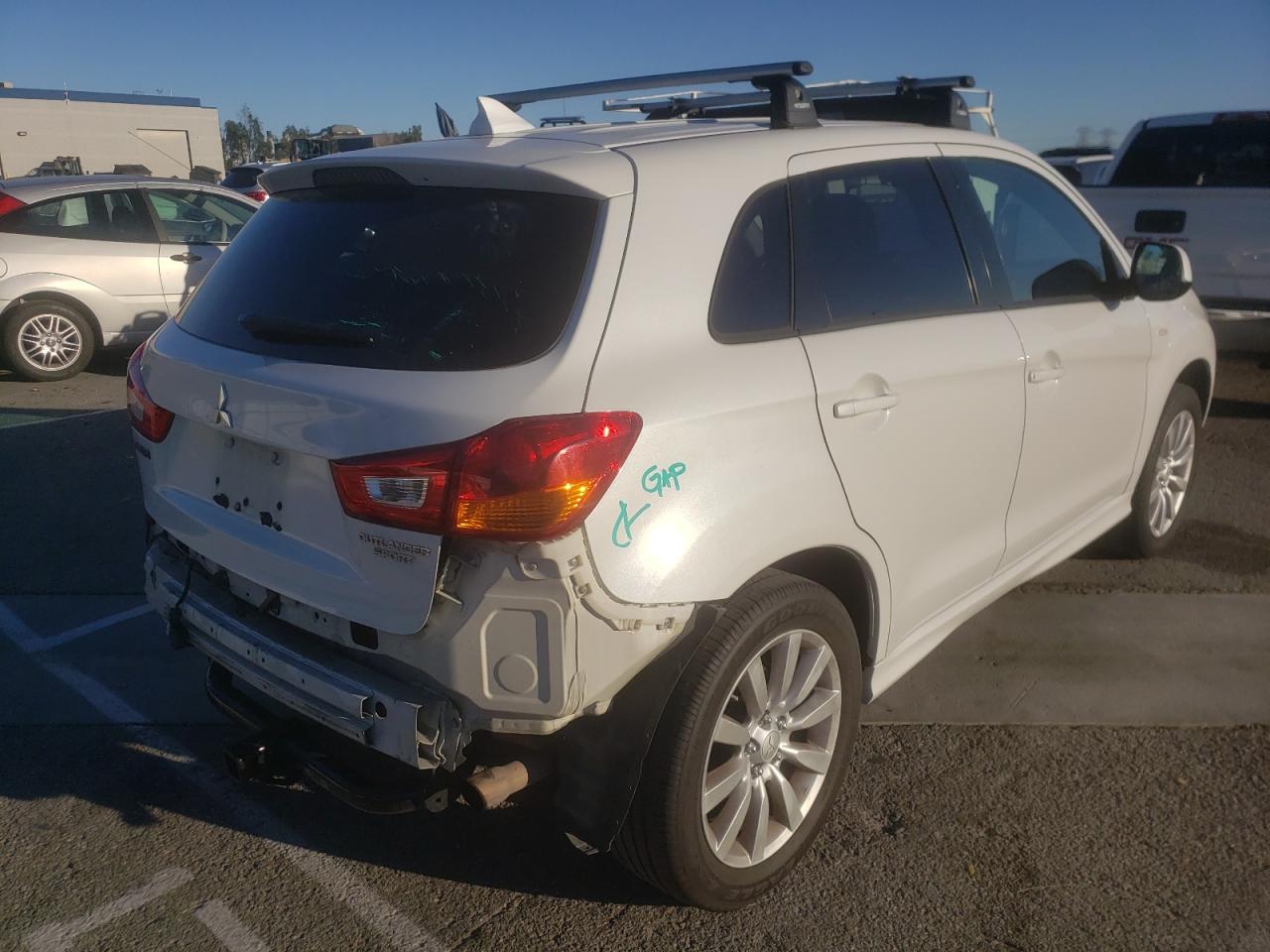 Photo 4 from auction – 2011 MITSUBISHI OUTLANDER with VIN JA4AP4AU8BZ005416