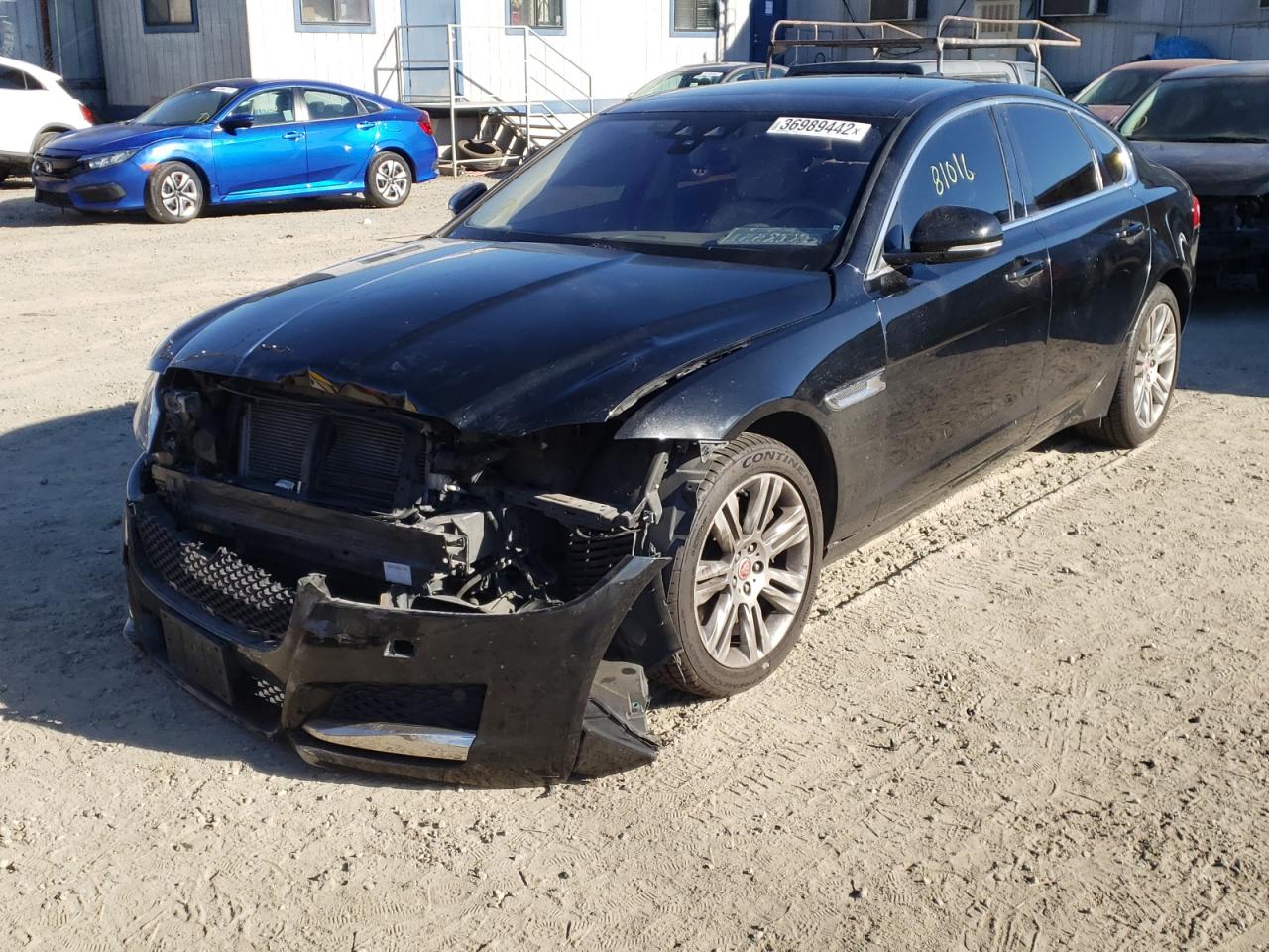 Photo 2 from auction – 2017 JAGUAR XF PREMIUM with VIN SAJBD4BV4HCY35818