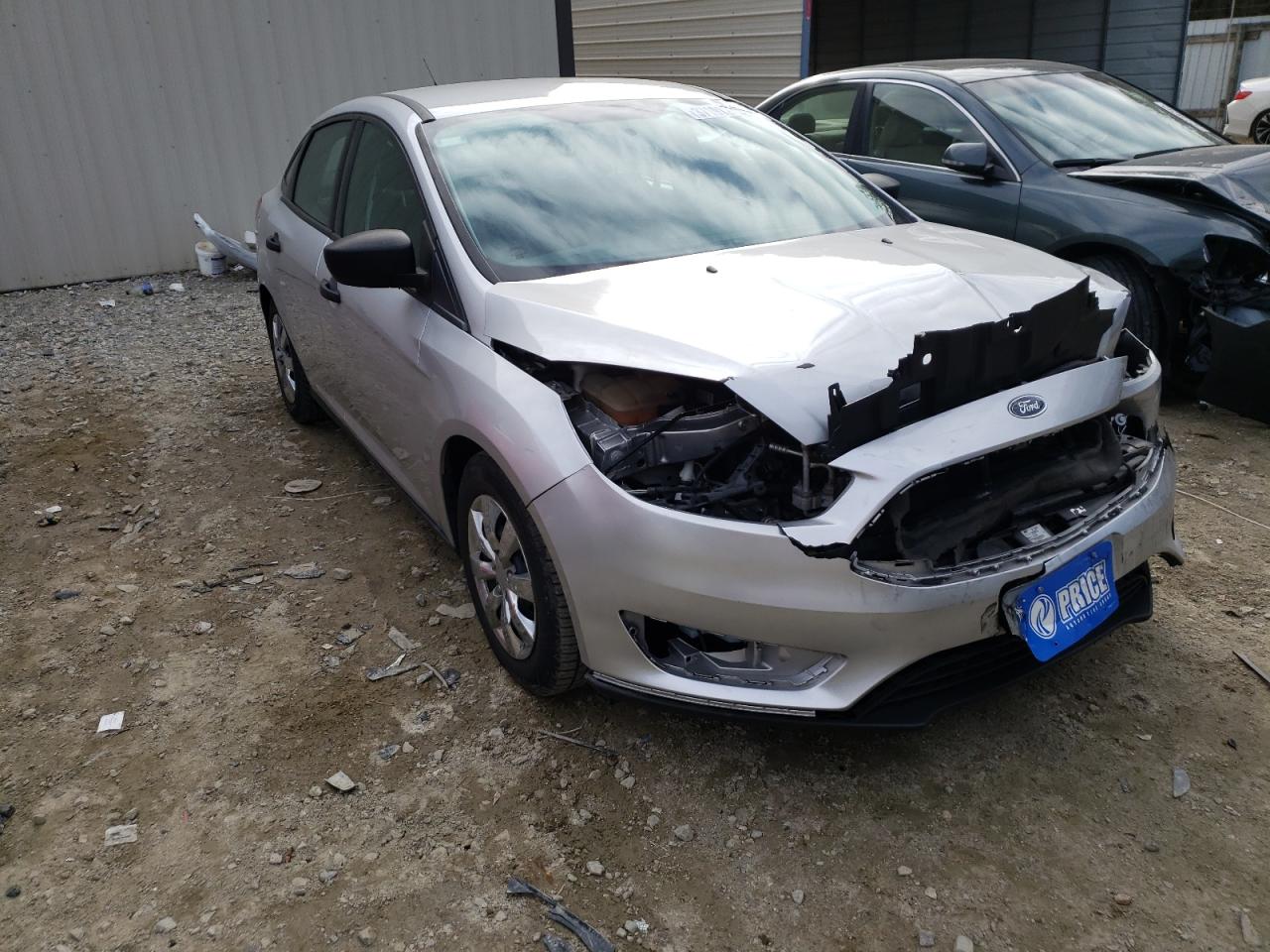 FORD FOCUS S 2016 with VIN 1FADP3E20GL311175 - Photo from auction