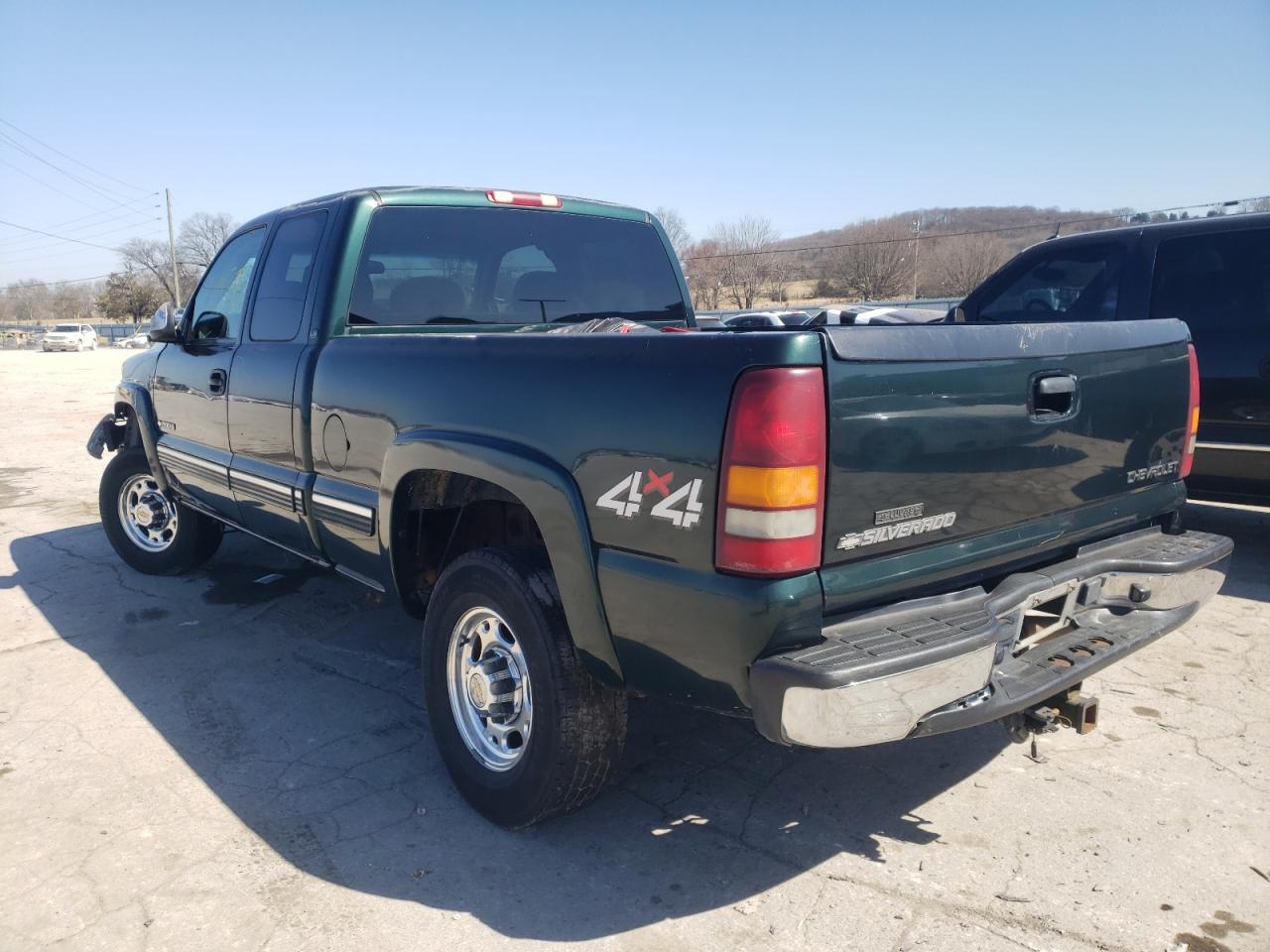 Photo 3 from auction – 2002 CHEVROLET SILVERADO with VIN 1GCHK29U32E133288
