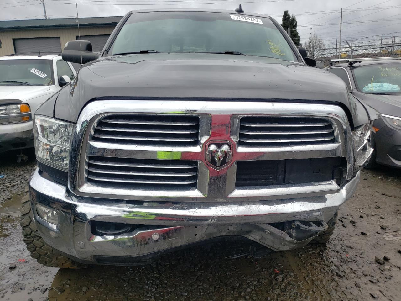 Photo 9 from auction – 2018 RAM 2500 SLT with VIN 3C6UR5DL4JG428005