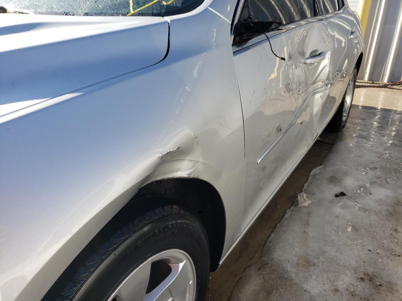 Zdjęcie 9 z aukcji – 2015 CHEVROLET MALIBU LS z VIN 1G11A5SL2FF304970