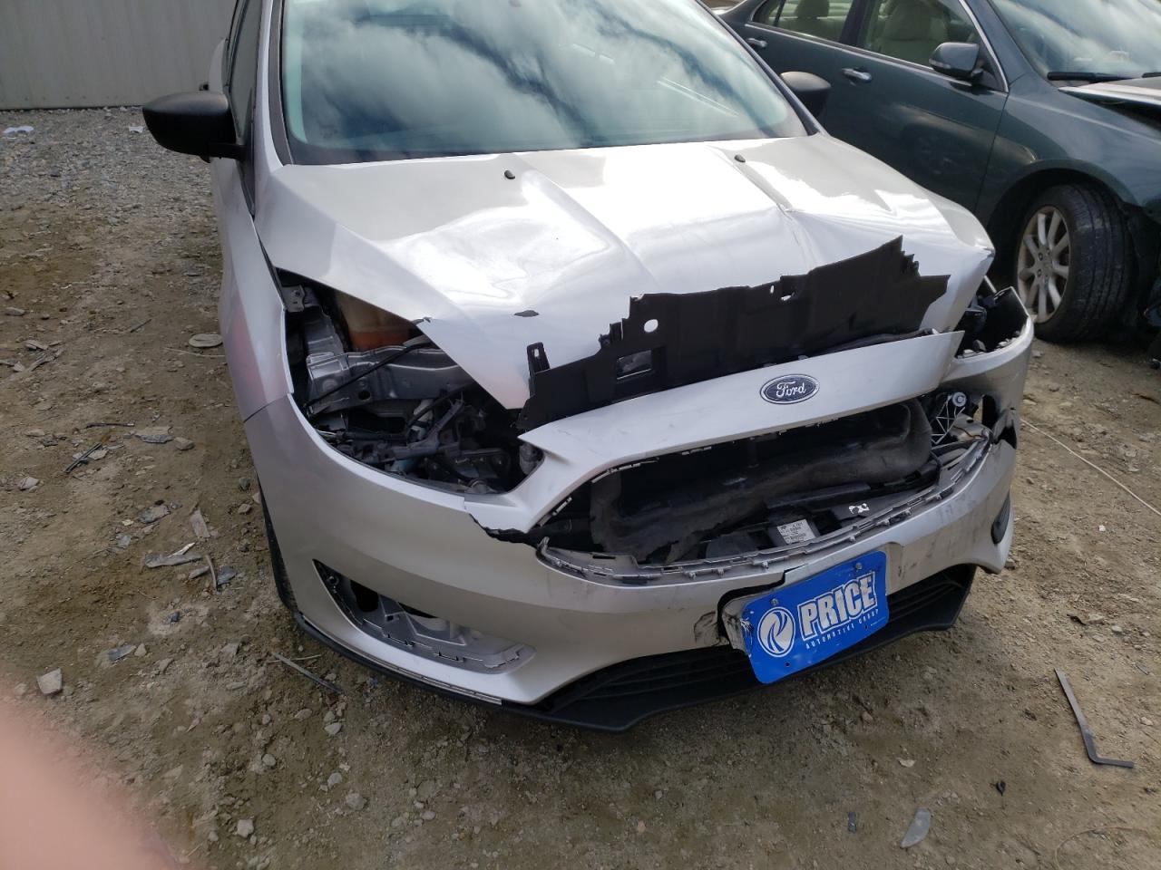 Photo 9 from auction – 2016 FORD FOCUS S with VIN 1FADP3E20GL311175