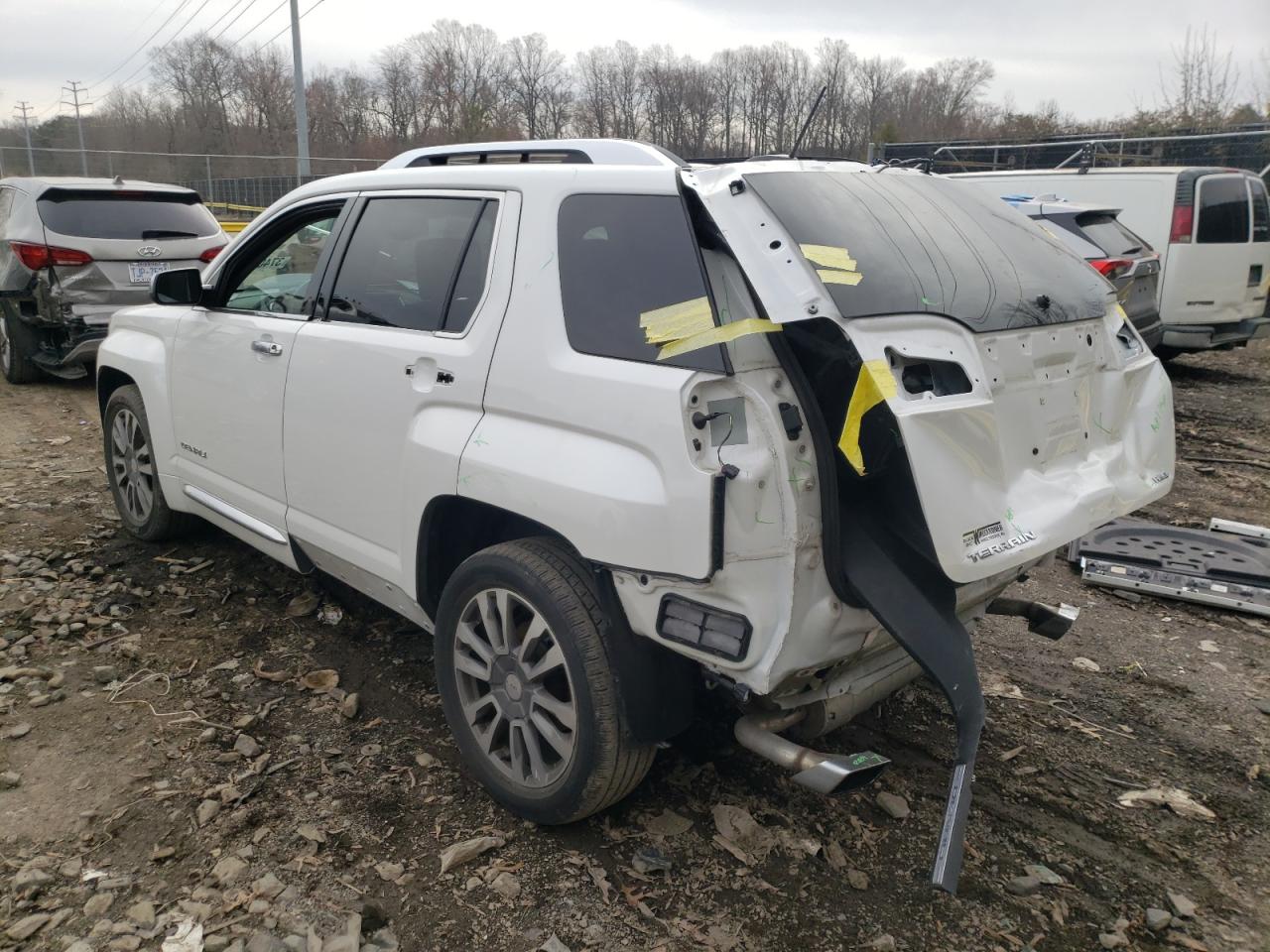 Photo 3 from auction – 2016 GMC TERRAIN DE with VIN 2GKFLVE30G6286052