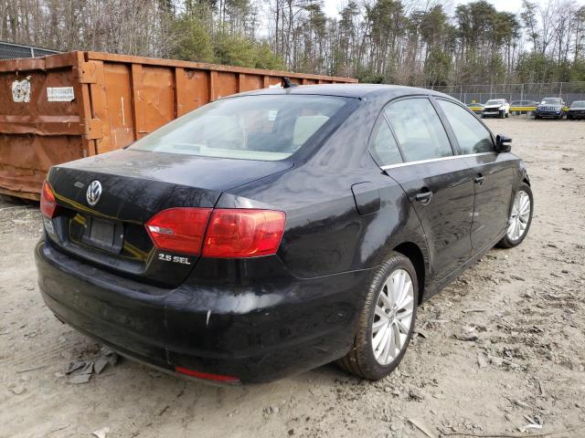 Photo 4 from auction – 2013 VOLKSWAGEN JETTA with VIN 3VWLP7AJ7DM430648