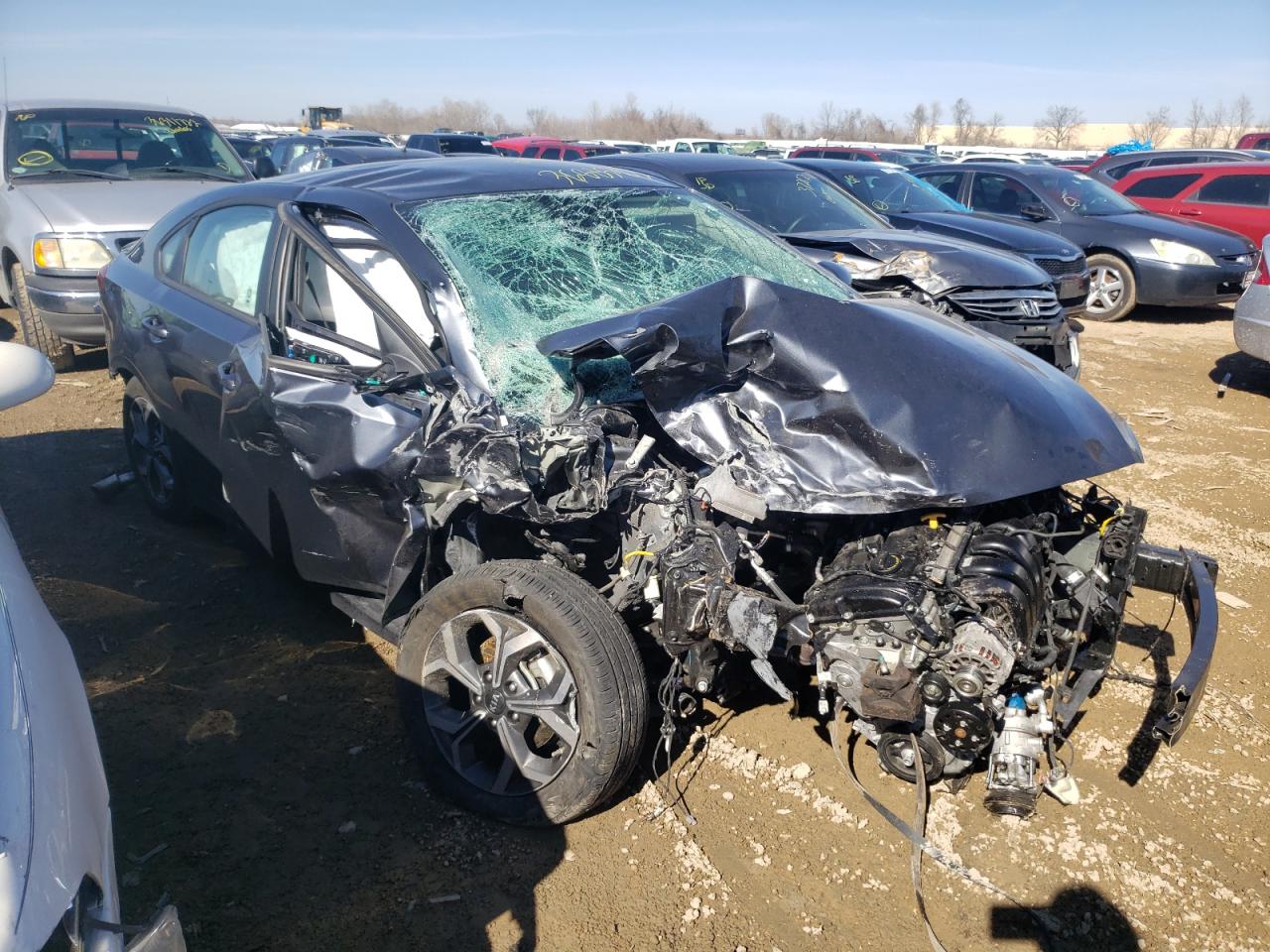 Photo 1 from auction – 2020 KIA FORTE FE with VIN 3KPF24AD9LE234419